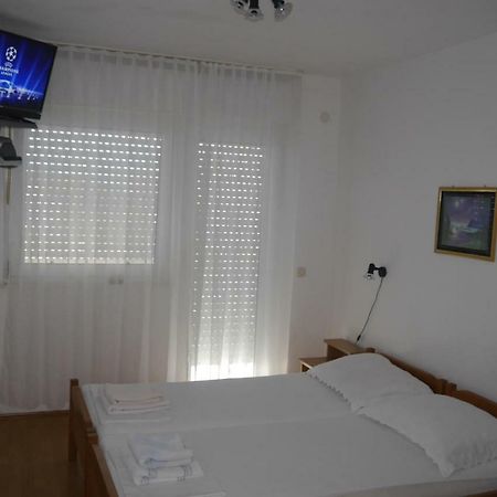 Apartments Horizont โตรกีร์ ภายนอก รูปภาพ