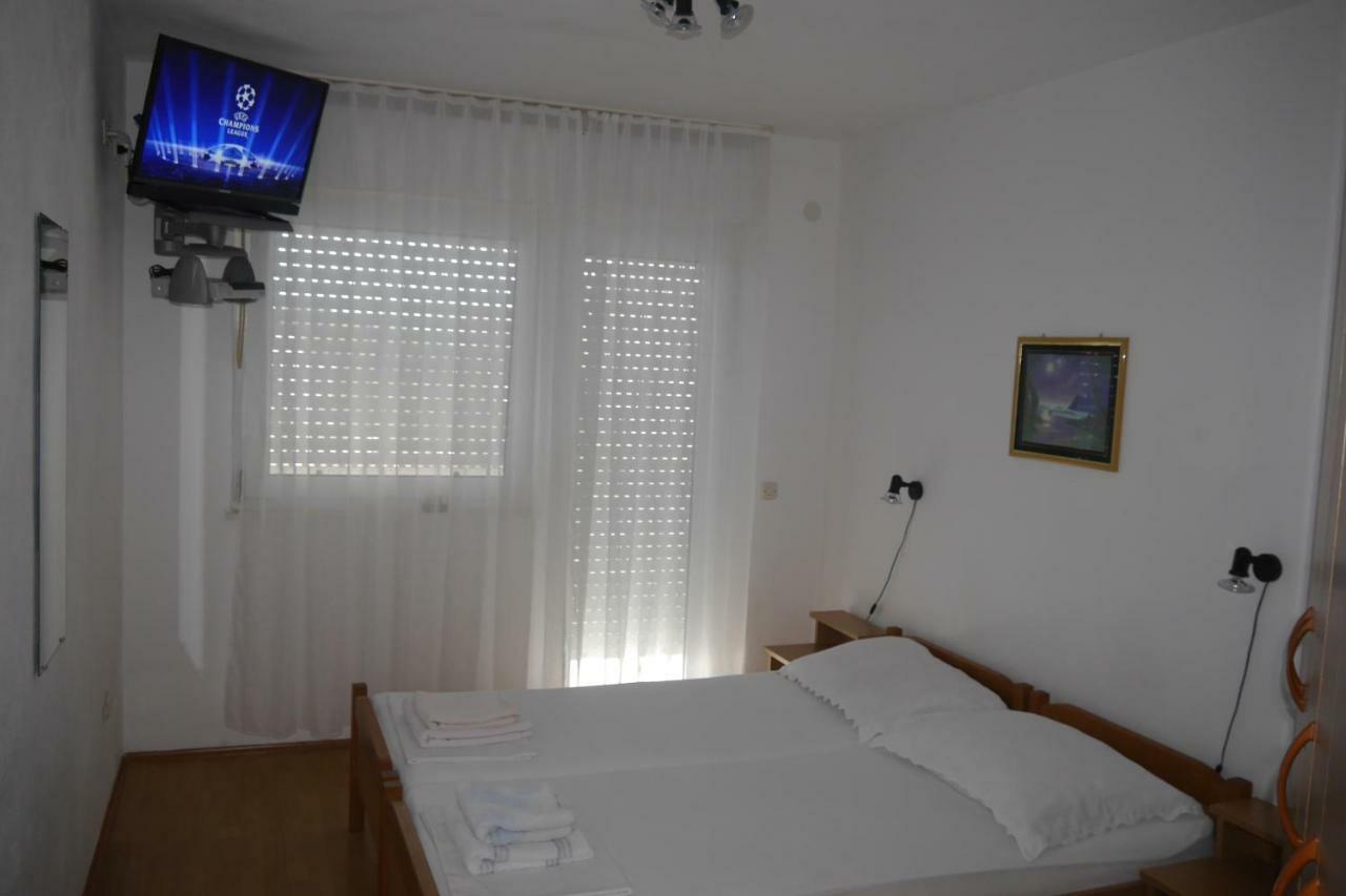 Apartments Horizont โตรกีร์ ภายนอก รูปภาพ